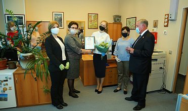 Отмечены лучшие публикации о современницах 